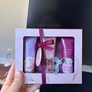 JIV Floral Hand Cream Trio